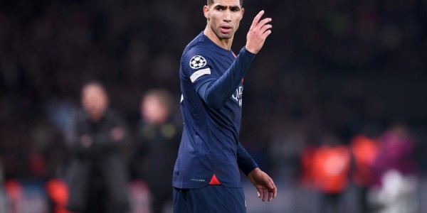 巴黎担心伤病将谨慎使用阿什拉夫，球员因金球奖与俱乐部关系不佳