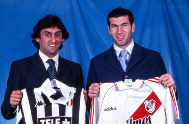 1666046915054076005.jpg 1666046897989.jpg